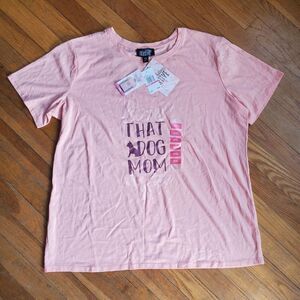 Livin‎ that dog mom life feeling festive NWT tshirt size xxl
